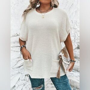 SHEIN Summer White Textured Batwing Sleeve T-Shirt With Double Pockets